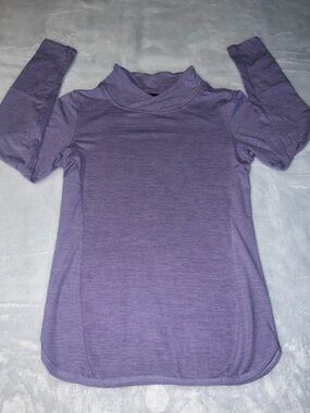 Women's Lavender Long-Sleeve Mock Neck Top